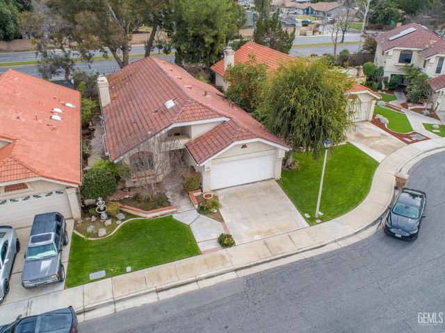 608 Berwick Street, Bakersfield, CA 93311