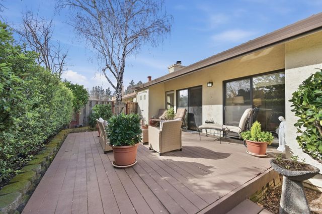 77 Fountain Grove Cir, Napa, CA 94558