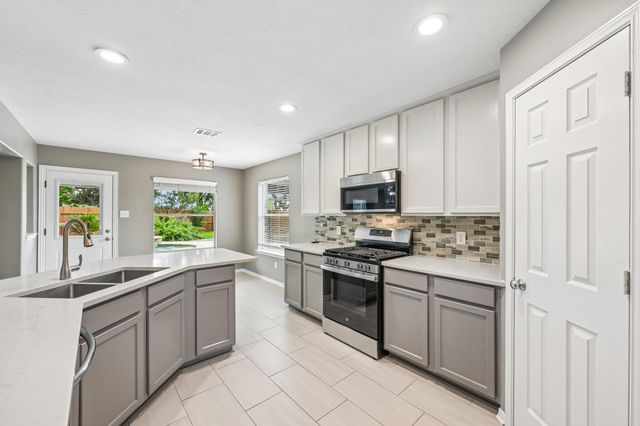 4519 Bridgestone Point Drive, Spring, TX 77388