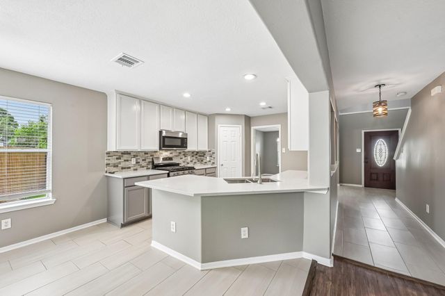 4519 Bridgestone Point Drive, Spring, TX 77388