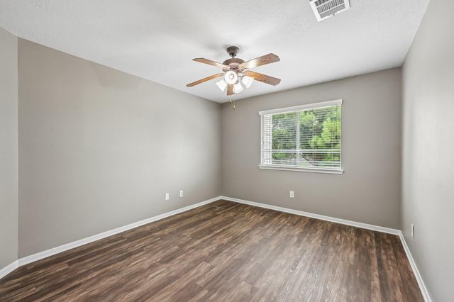 4519 Bridgestone Point Drive, Spring, TX 77388