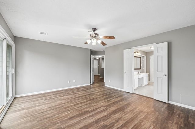 4519 Bridgestone Point Drive, Spring, TX 77388
