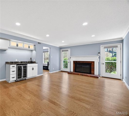 2323 Manor Grove Drive 5, Chesterfield, MO 63017