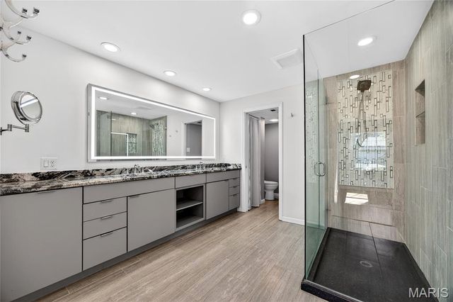 2323 Manor Grove Drive 5, Chesterfield, MO 63017