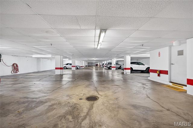 2323 Manor Grove Drive 5, Chesterfield, MO 63017