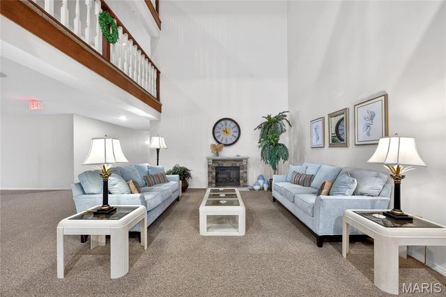 2323 Manor Grove Drive 5, Chesterfield, MO 63017