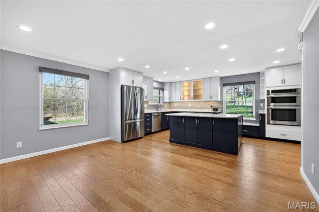 2323 Manor Grove Drive 5, Chesterfield, MO 63017