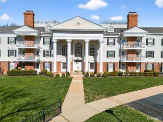 2323 Manor Grove Drive 5, Chesterfield, MO 63017