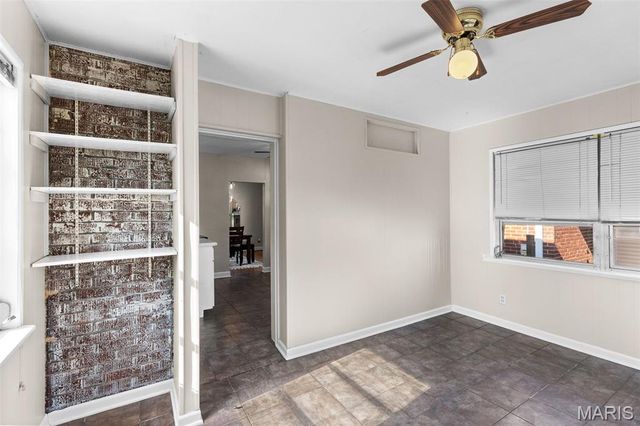 5733 Finkman Street, St Louis, MO 63109