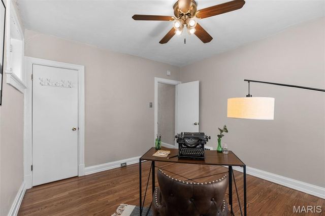 5733 Finkman Street, St Louis, MO 63109