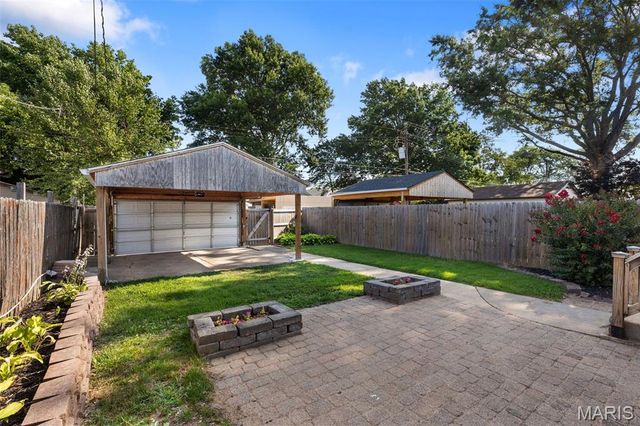 5733 Finkman Street, St Louis, MO 63109