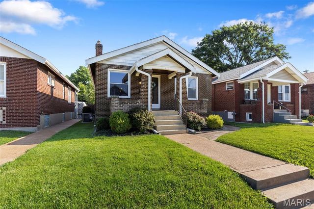 5733 Finkman Street, St Louis, MO 63109