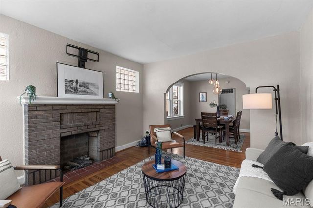 5733 Finkman Street, St Louis, MO 63109