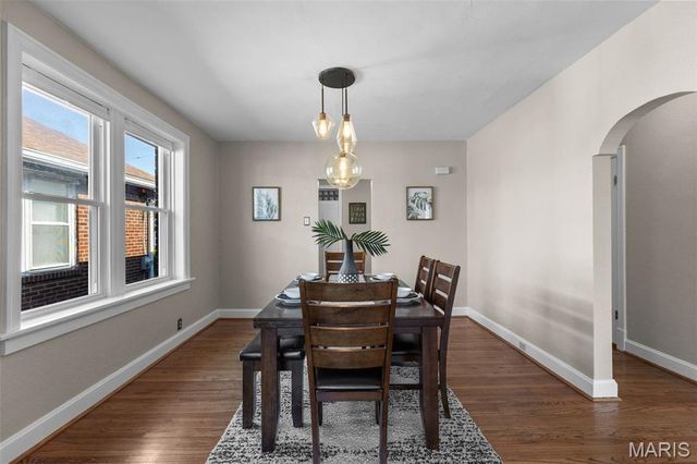 5733 Finkman Street, St Louis, MO 63109