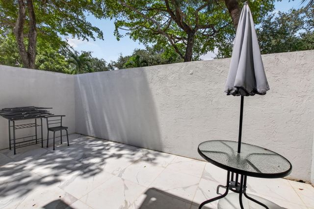 7338 CLUNIE Place 13702, Delray Beach, FL 33446
