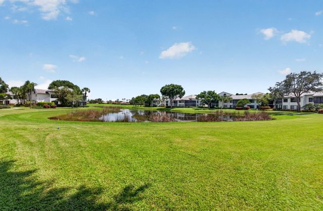 7338 CLUNIE Place 13702, Delray Beach, FL 33446