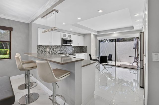 7338 CLUNIE Place 13702, Delray Beach, FL 33446