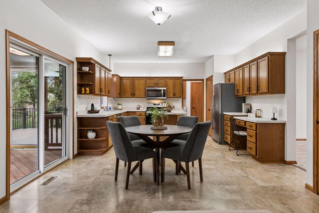 20562 Juno Trail, Lakeville, MN 55044