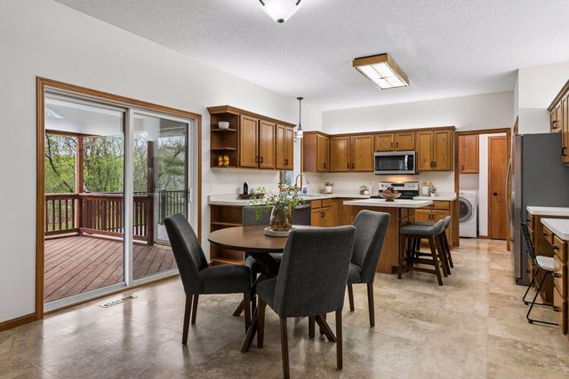 20562 Juno Trail, Lakeville, MN 55044