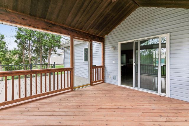 20562 Juno Trail, Lakeville, MN 55044