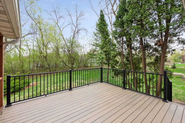 20562 Juno Trail, Lakeville, MN 55044