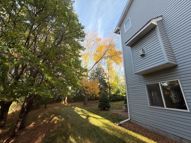 20562 Juno Trail, Lakeville, MN 55044