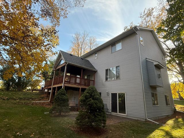 20562 Juno Trail, Lakeville, MN 55044