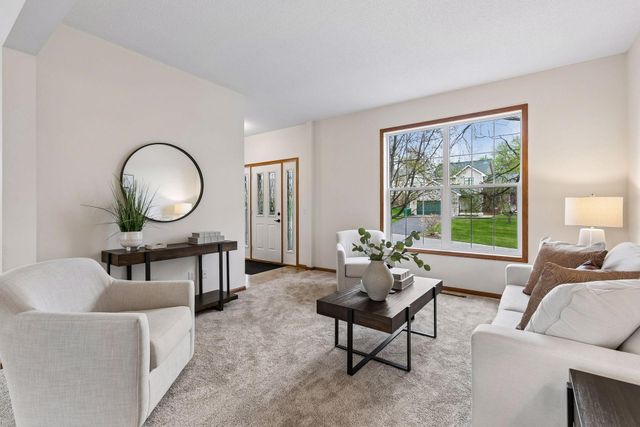 20562 Juno Trail, Lakeville, MN 55044