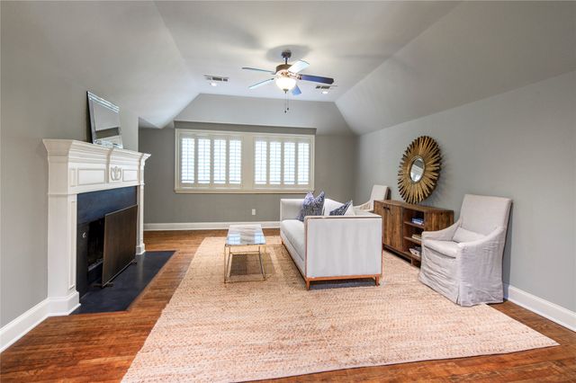 5709 Seville Court, Plano, TX 75093