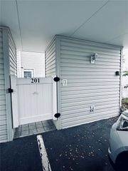 8350 SAVANNAH TRACE CIRCLE 201, Tampa, FL 33615