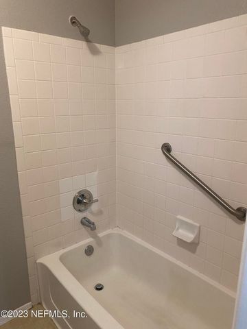 29 ARBOR CLUB Drive 212, Ponte Vedra Beach, FL 32082