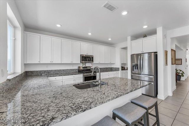2178 Neuer Drive, Sparks, NV 89436
