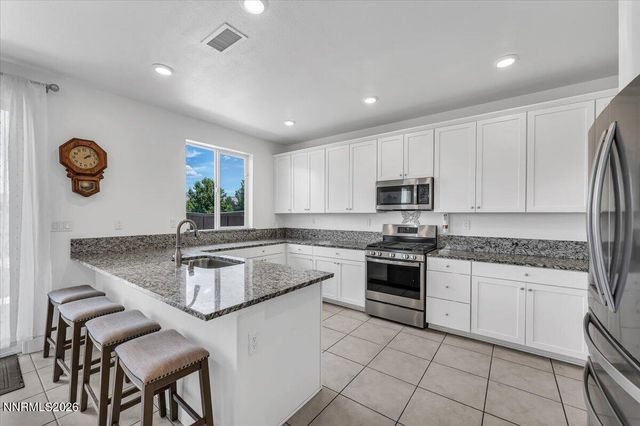2178 Neuer Drive, Sparks, NV 89436