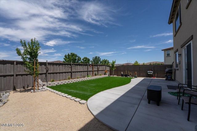 2178 Neuer Drive, Sparks, NV 89436