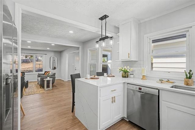 1406 Dorothy Drive, Decatur, GA 30030