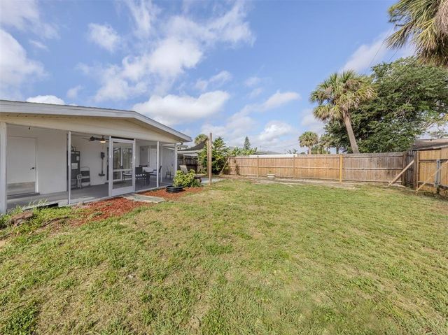 8132 COCO SOLO AVENUE, North Port, FL 34287