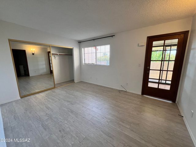 2304 W Paseo Cielo, Tucson, AZ 85742
