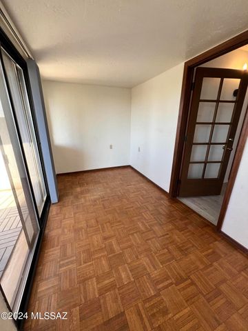 2304 W Paseo Cielo, Tucson, AZ 85742