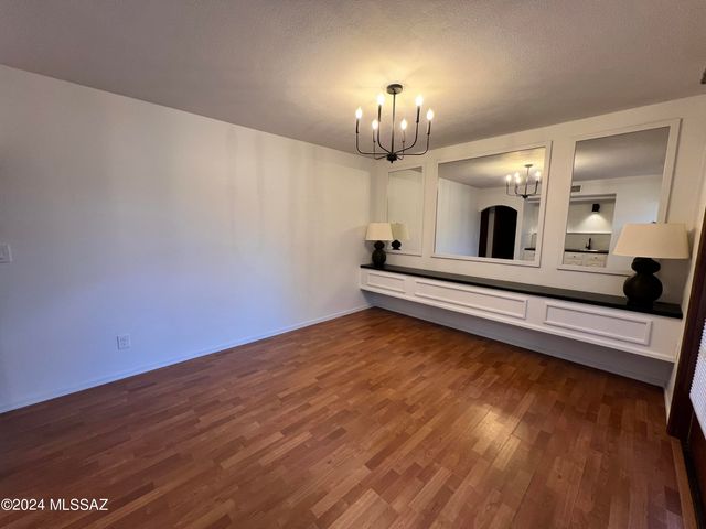 2304 W Paseo Cielo, Tucson, AZ 85742