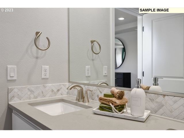 9016 S 2ND Ln 146, Ridgefield, WA 98642