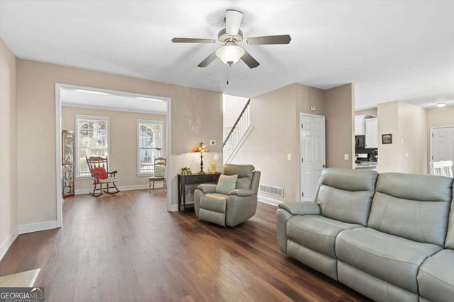 4542 Amysaye Walk NW, Acworth, GA 30101