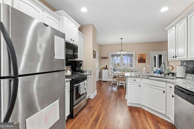 4542 Amysaye Walk NW, Acworth, GA 30101