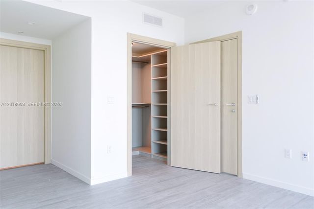 1000 Brickell Plaza 2910, Miami, FL 33131