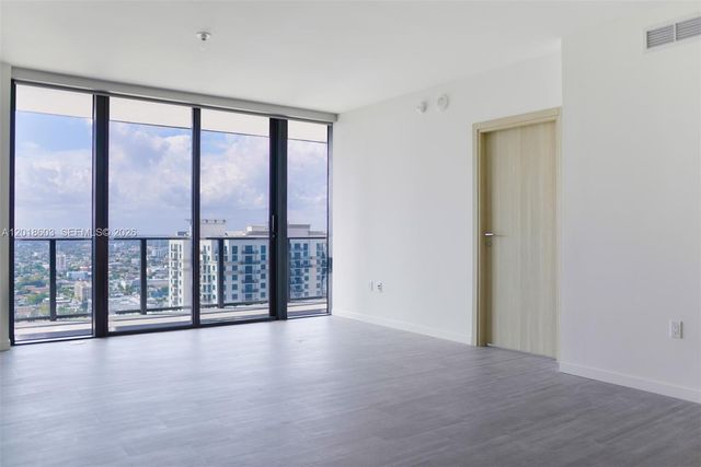 1000 Brickell Plaza 2910, Miami, FL 33131