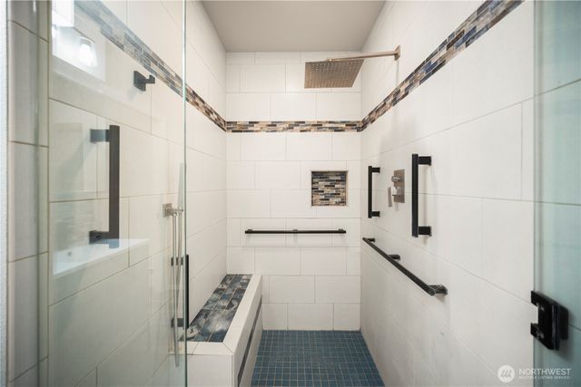 11411 Clovercrest Drive SW, Lakewood, WA 98499