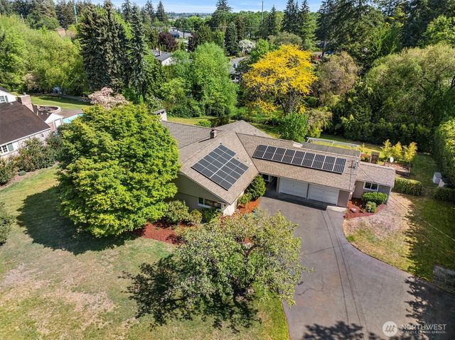 11411 Clovercrest Drive SW, Lakewood, WA 98499
