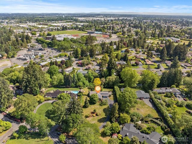 11411 Clovercrest Drive SW, Lakewood, WA 98499