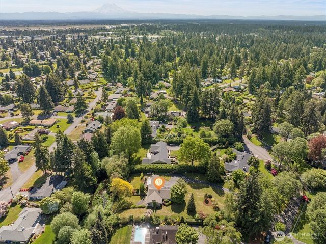 11411 Clovercrest Drive SW, Lakewood, WA 98499