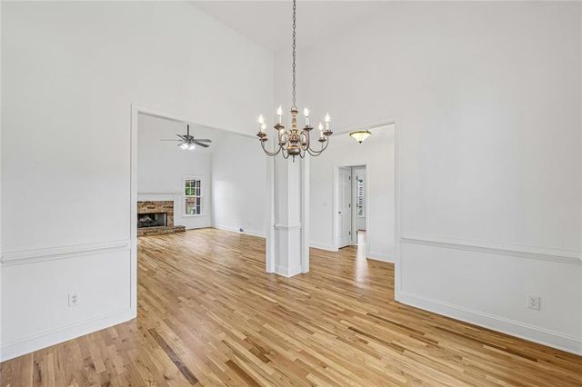 7125 Creek Ridge, Gainesville, GA 30506