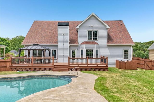 7125 Creek Ridge, Gainesville, GA 30506
